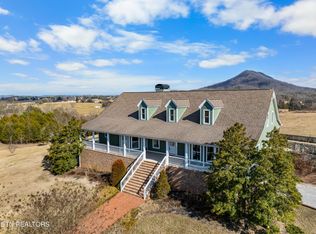 4300 Roberts Rd, Corryton, TN 37721