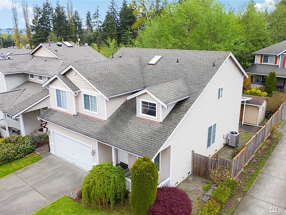 3rd image of 1623 180th St SW