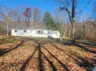 9111-9121 N Loop Rd, Slatington, PA 18080