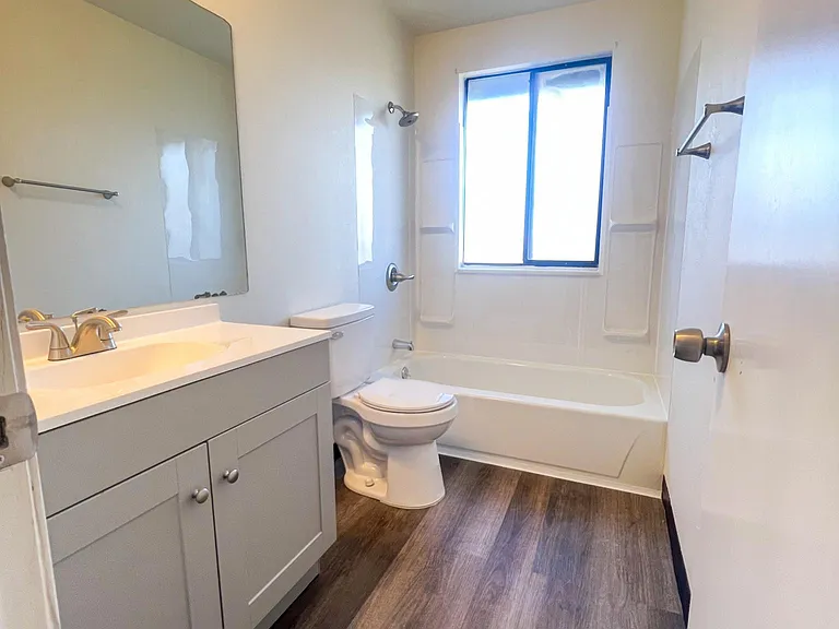147 S Zang Way #C — Photo 9
