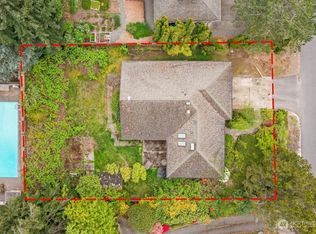 3720 80th Ave SE, Mercer Island, WA 98040