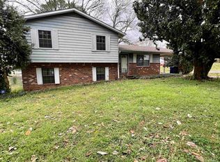 1602 Beckman Dr, Florence, AL 35630