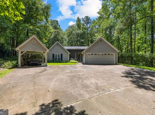 39 Village Pointe Dr, Lagrange, GA 30240