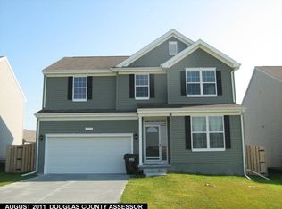 15908 Hanover Falls Drive, Bennington, NE 68007