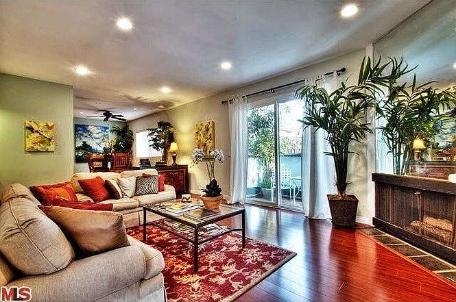 1st image of 1838 Barry Ave APT 11