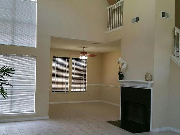 3rd image of 3704 Ballet Ct