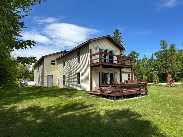6626 W Michigan Lake Rd #123, Eckerman, MI 49728