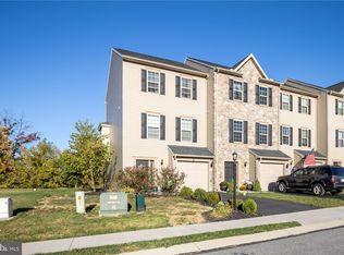 14 Katelyn Dr, New Oxford, PA 17350