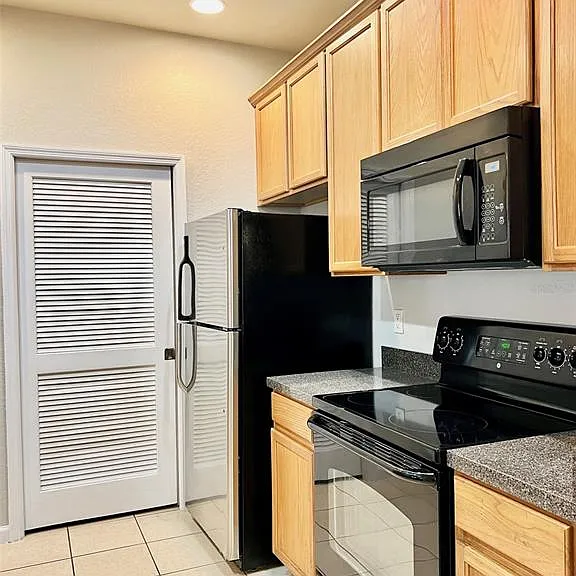 3341 Whitestone Cir #108 — Photo 11
