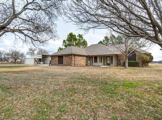 203 Windmill Trl, Paradise, TX 76073