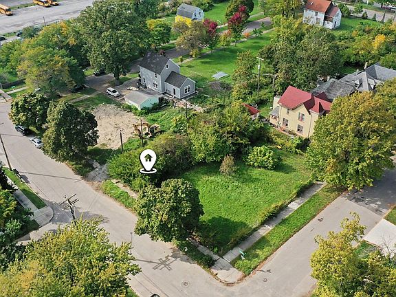 3rd image of 1716 Merrick St