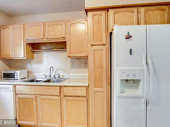 5th image of 14103 Mathews Dr
