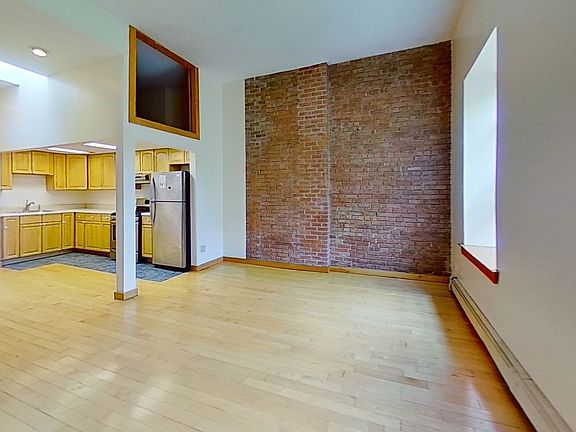 2nd image of 112 W 119th St #4