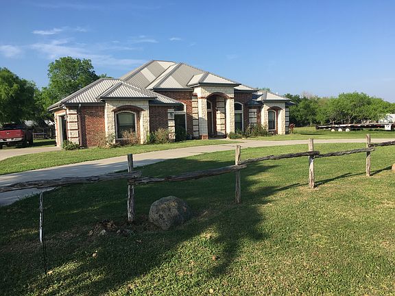 3rd image of 204 W County Road 2165