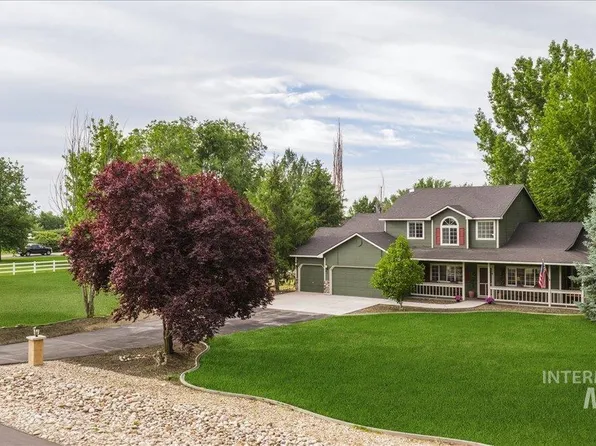 8675 Vic Ln, Middleton, ID 83644