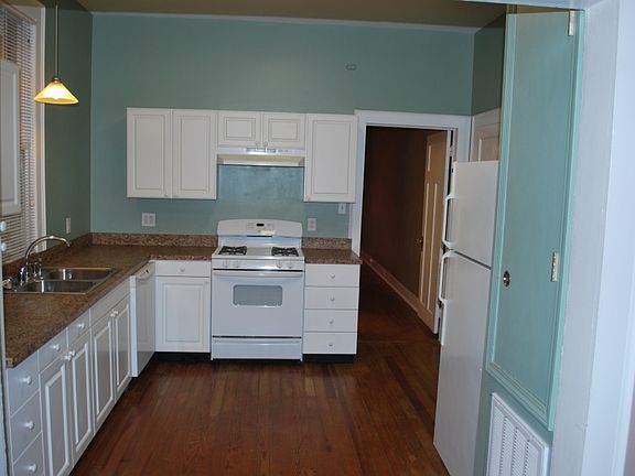 4th image of 541 Jefferson Ave