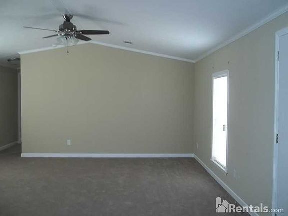 5th image of 1116 Hummingbird Dr