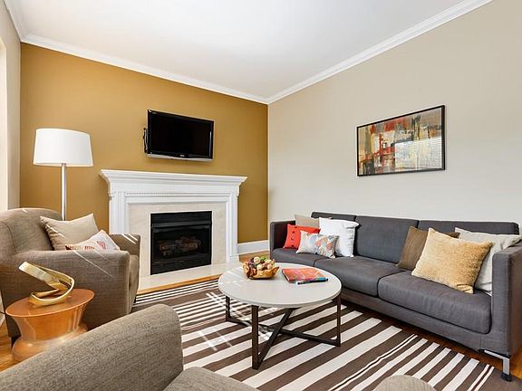 3rd image of 5838 N Glenwood Ave #3S