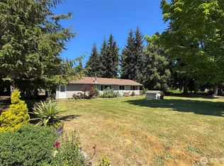 221 McComb Ln, Sequim, WA 98382