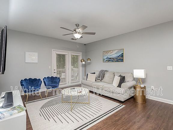 5th image of 17135 Red Feather Dr