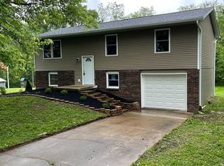 2840 E Carowinds Ct, Bloomington, IN 47401