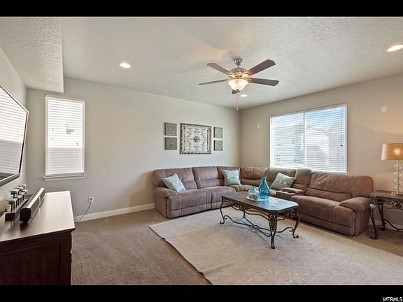 3rd image of 5397 W Moorfield Dr