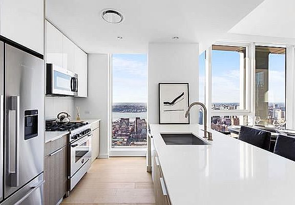 3rd image of 242 W 53rd St APT 32A