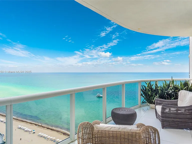 15811 Collins Ave #1702 — Photo 1