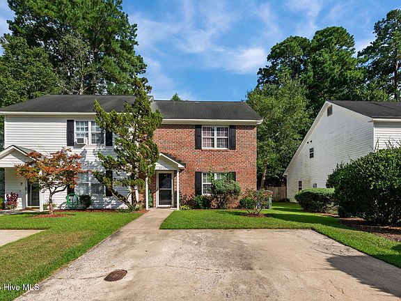 2nd image of 3453 Westgate Drive