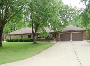 6923 N Cosby Ave, Kansas City, MO 64151