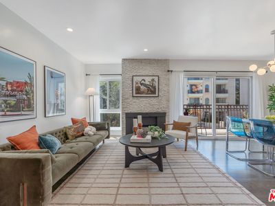 141 S Clark Dr APT 330, Los Angeles, CA, 90048