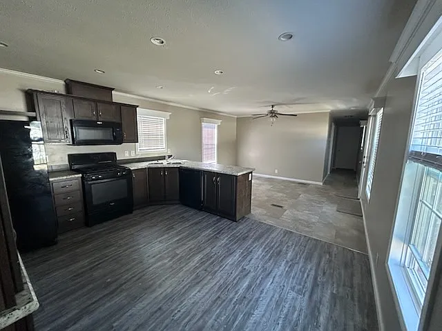 3 bed, 1088 sqft, $1,059 — Photo 2