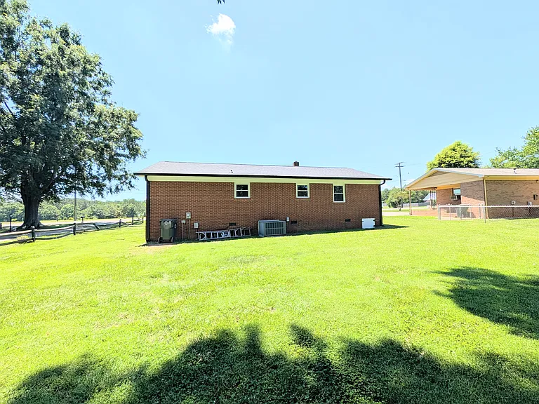 507 Jc Dellinger Rd — Photo 12