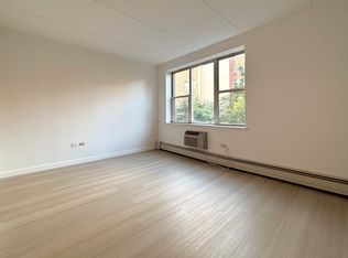 280 E 2nd St #3010, New York, NY 10009