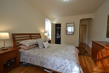 Rented by Silverstein Collection LLC 