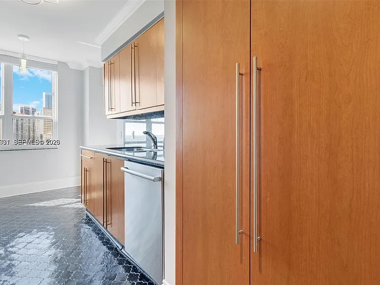 701 Brickell Key Blvd #2103 — Photo 14