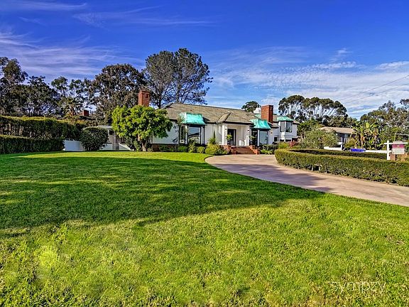 Exterior Front | Front Yard