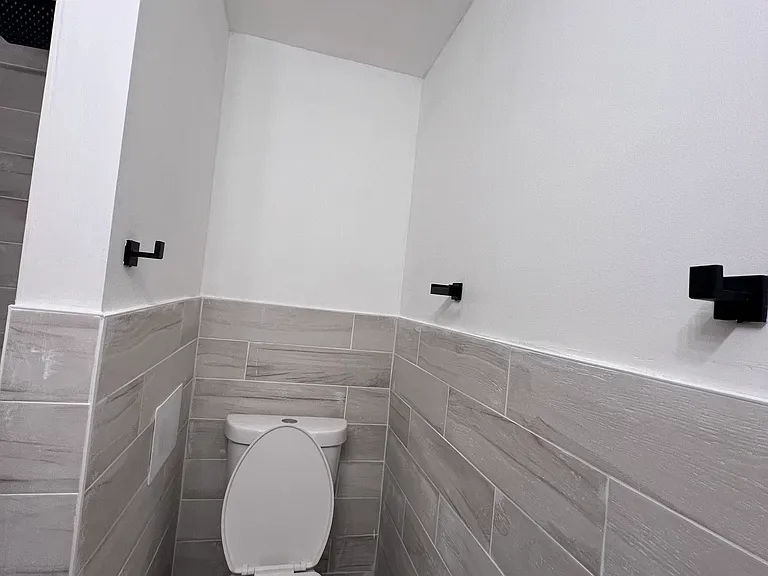 844 N Eutaw St #2 — Photo 17
