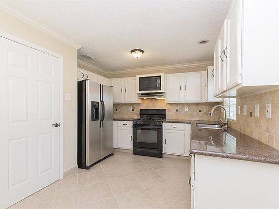 4th image of 4106 Kitchen Hill Ln