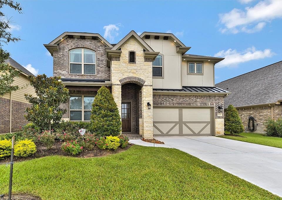 1st image of 2831 Parkside Village Ct