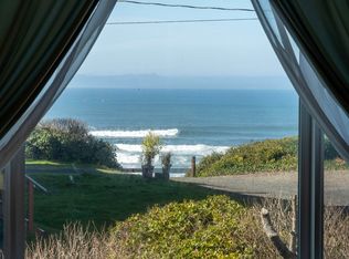 956 NW High St, Newport, OR 97365