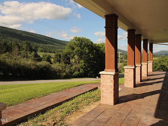 3rd image of 3154 Scotch Valley Rd
