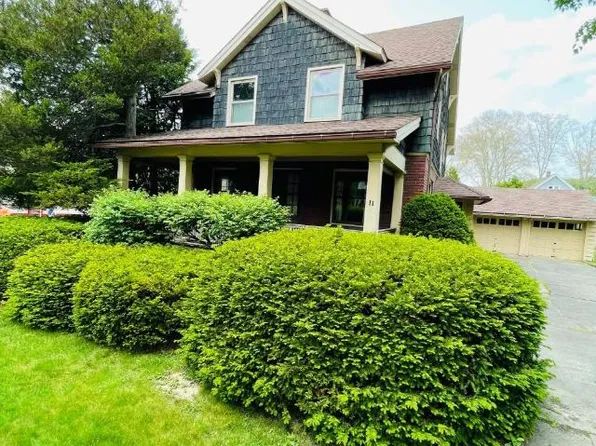 11 E 3rd Ave #5, Warren, PA 16365