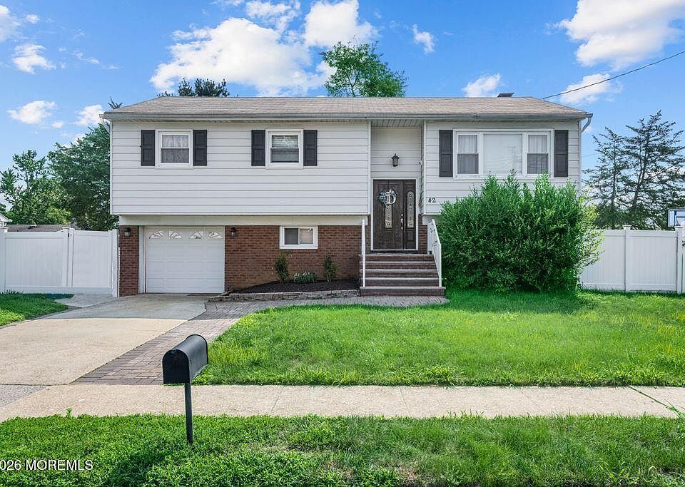 1st image of 42 Shirley Boulevard