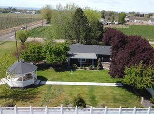 1051 Monroe St, Mabton, WA 98935
