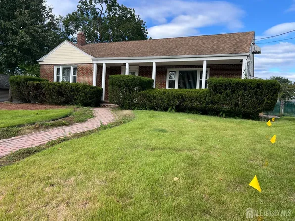 21 Reed St, Edison, NJ 08817
