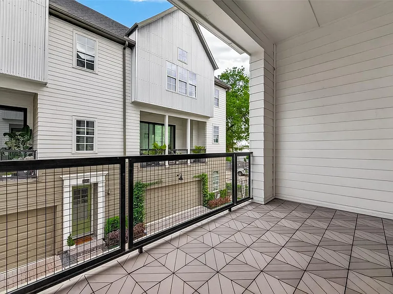 2218 Lou Ellen Ln #C — Photo 14