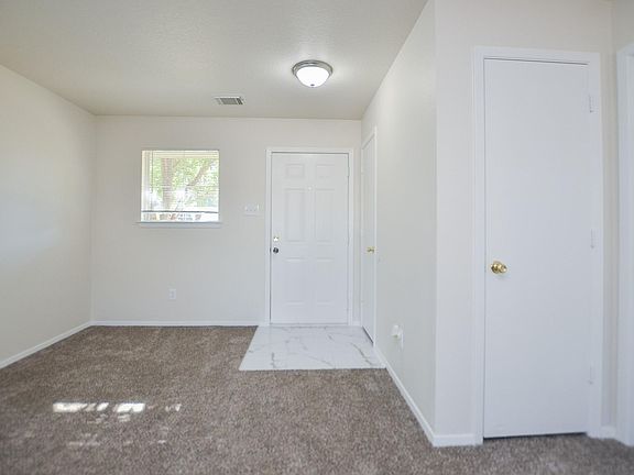3rd image of 20707 Patriot Park Ln