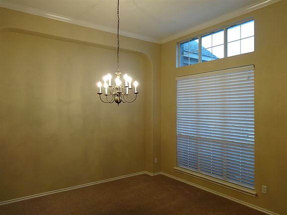2nd image of 518 Rolling Hills Ln