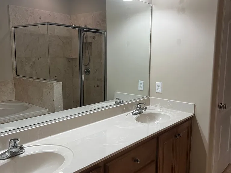 516 Eagle Blvd — Photo 10